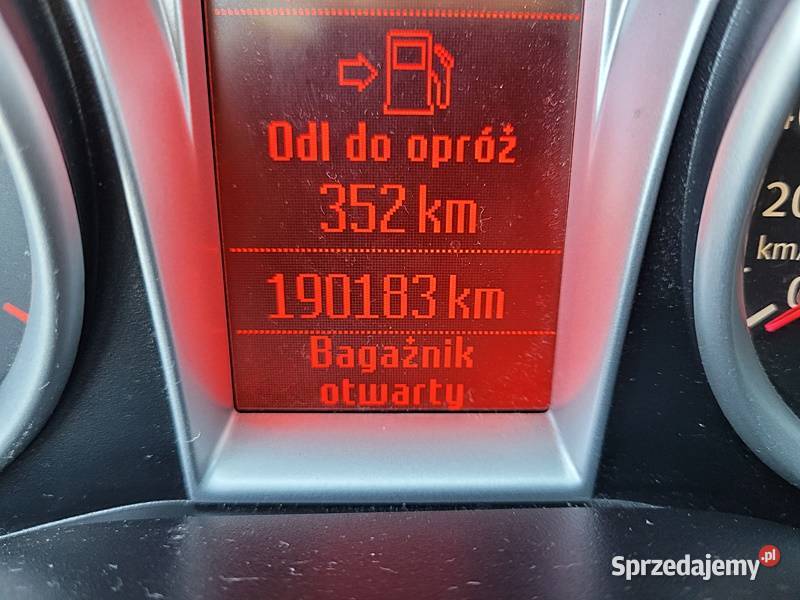 Bogata wersja z napędami 4x4 nawigacja Słomniki sprzedam