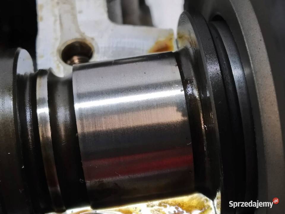 GŁOWICA KOMPLETNA 16 16V Mazda 3 I 20032009 Rok produkcji 2006 sprzedam