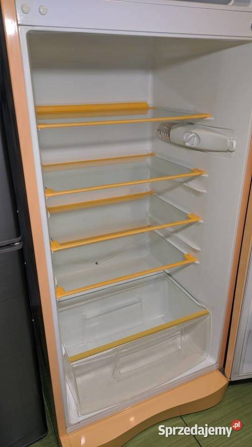 Lodówka Privileg 207 litrów stylizowana na retro Dobrzyń nad Wisłą sprzedam