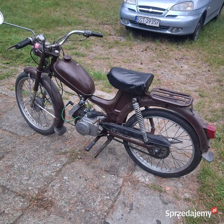 Komar 2352 1979r PRL nieuszkodzony pomorskie Czarna Woda sprzedam