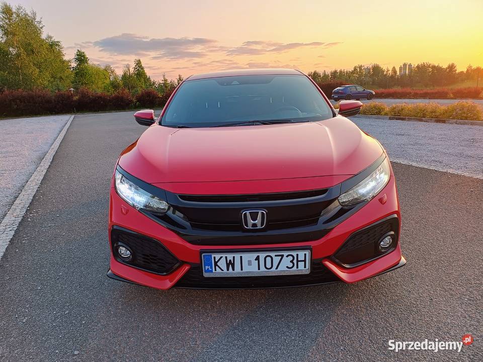 Sprzedam Hondę Civic X Sport Plus 15t czujnik parkowania sprzedam