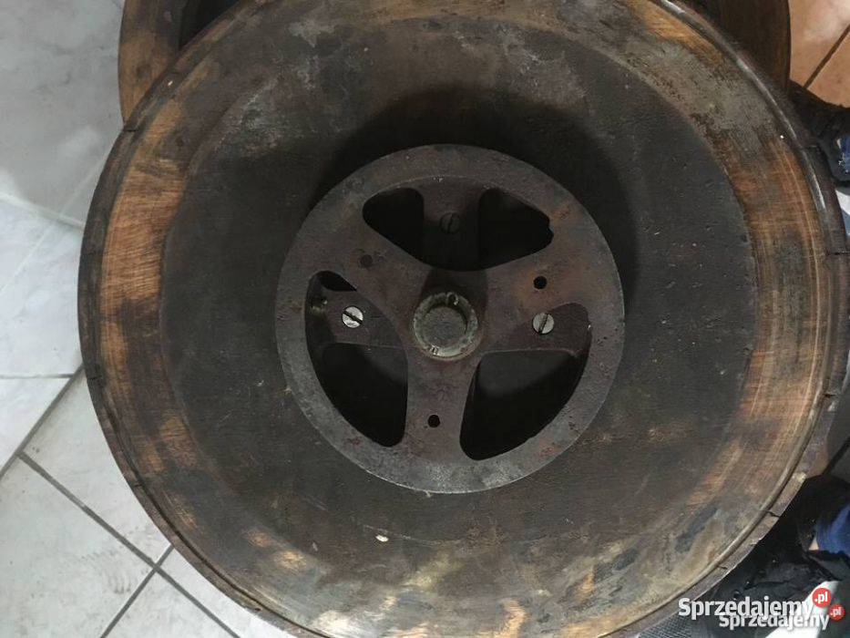 stare drewniane krzeslo obrotowe Zielona Góra sprzedam