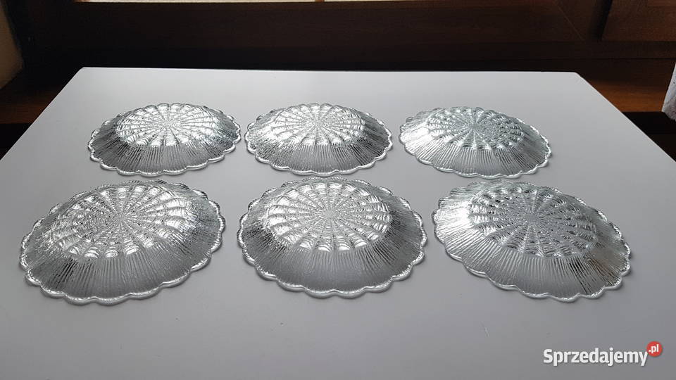 Talerzyki deserowe ala Cora ok 16