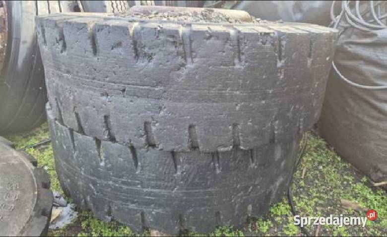 Koła pełne do koparki do złomu 2 Michelin 225 Pleszew