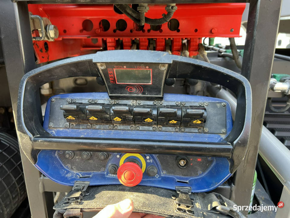 Renault Kerax 26390 6x4 Mocny HDS FASSI F170 elektryczne lusterka Widełki sprzedam