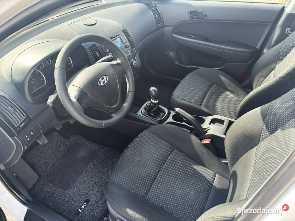Hyundai i30 Doskonały stanKlimatyzacja Przyszowice sprzedam