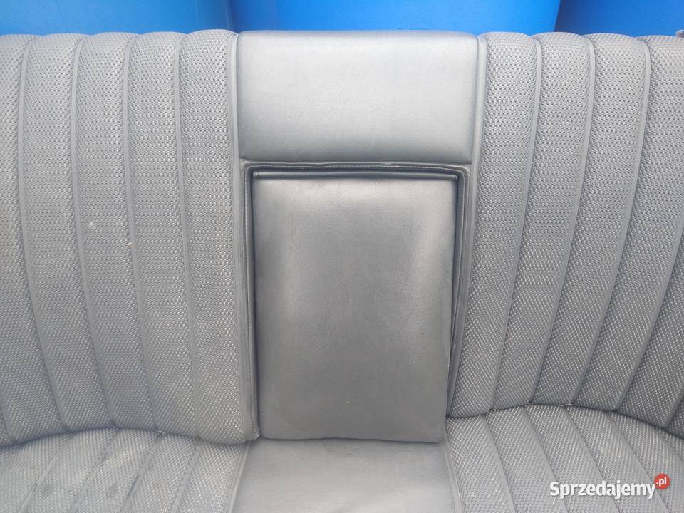Kanapa Czarna Mercedes W108 108 924 01 16 osobowe