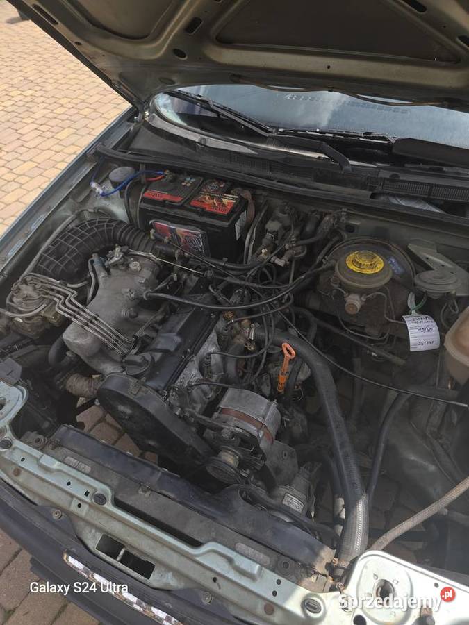 Audi 80 b3 18S benzyna sprzedam