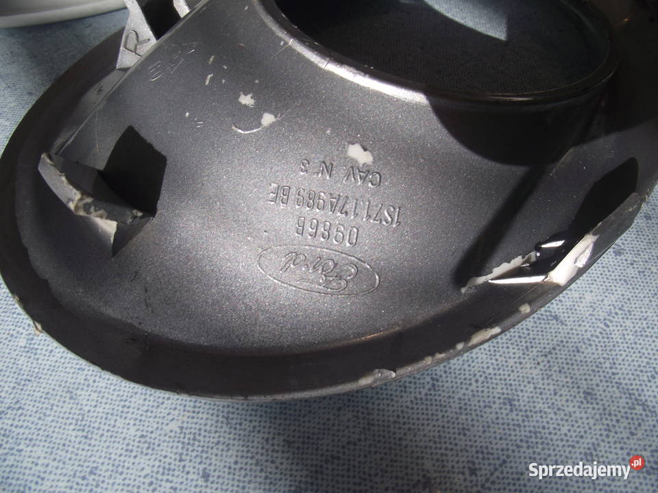 Ramki halogenu Ford Mondeo MK3 Oryginał dolnośląskie Wrocław sprzedam