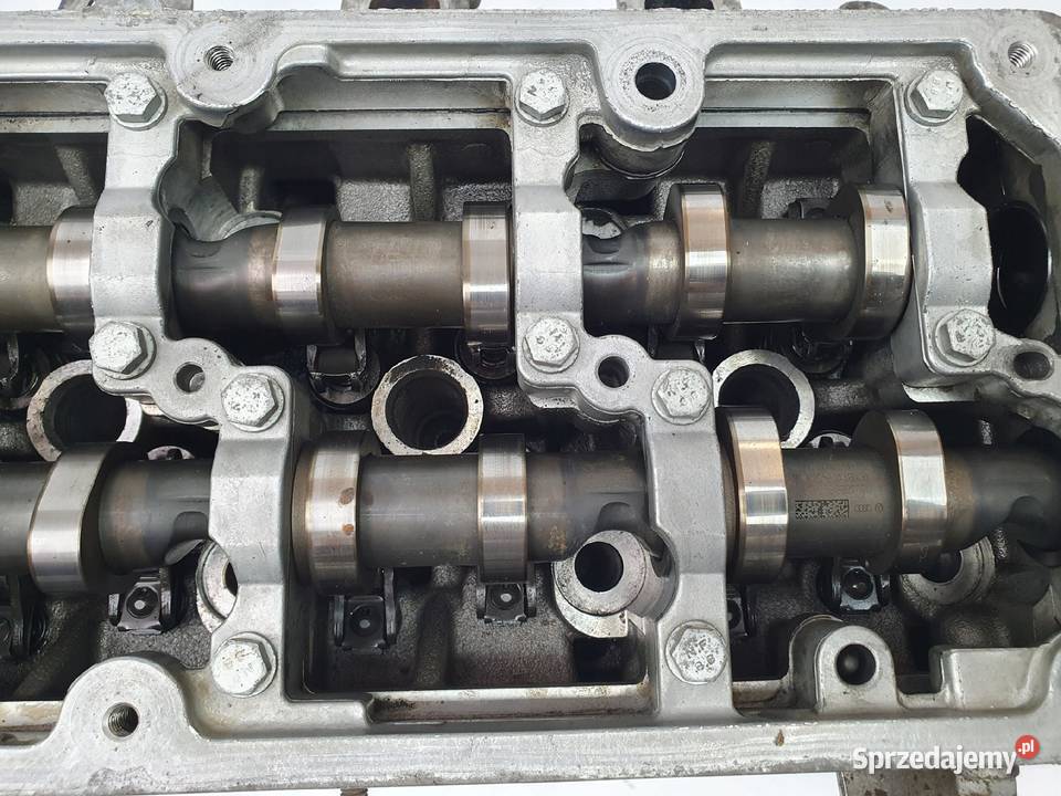GŁOWICA CYLINDRÓW Audi A3 8P VW Golf 16 TDI Kolektory ssące Chełm