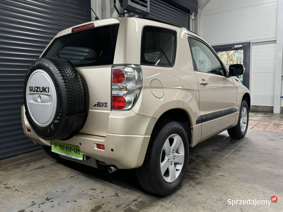 Suzuki Grand Vitara 68tyśkm salon bezwypadkowa ABS Chechło sprzedam