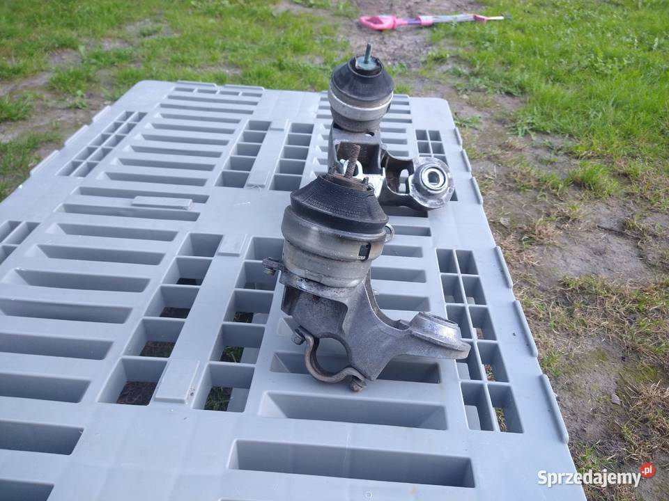 Łapa Podpora Silnika Lewa 4B0 199 351B Radziszów sprzedam