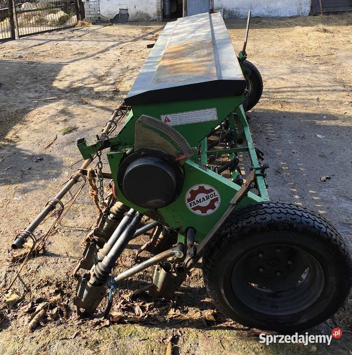 Sprzedam siewnik Famarol Słupsk S 025 mazowieckie Nowe Budy sprzedam