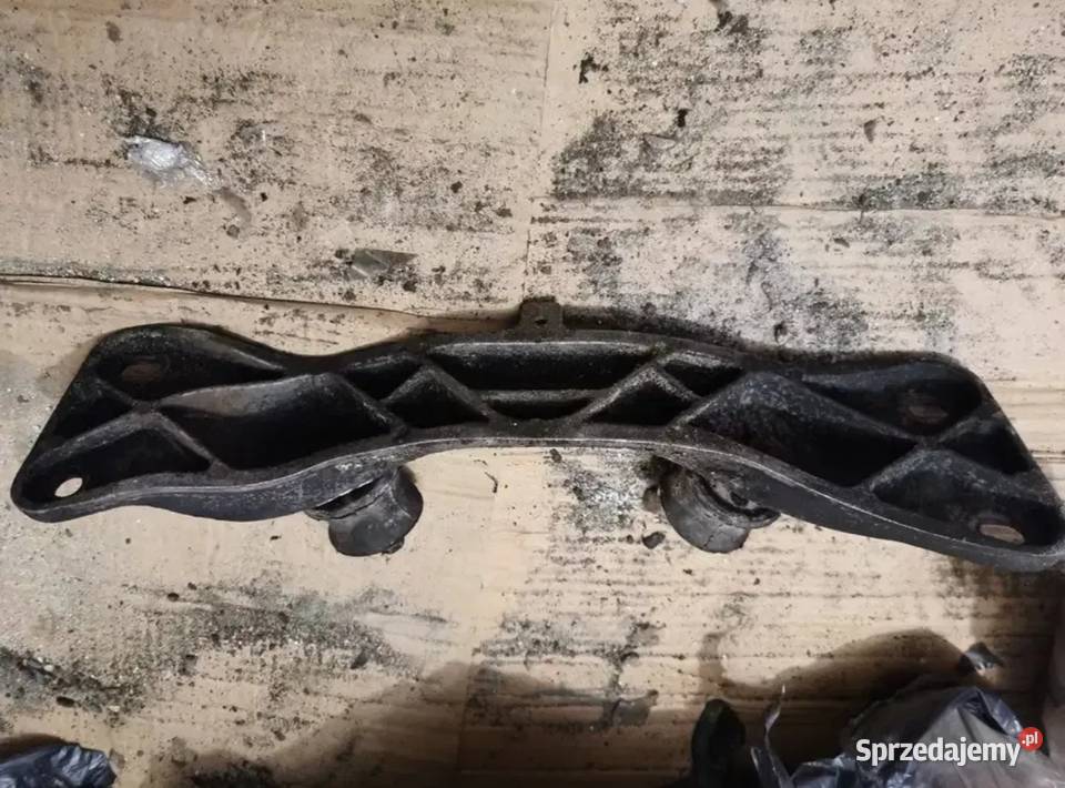 Łapa podpora mocowanie skrzyni biegów BMW E34 Żory sprzedam