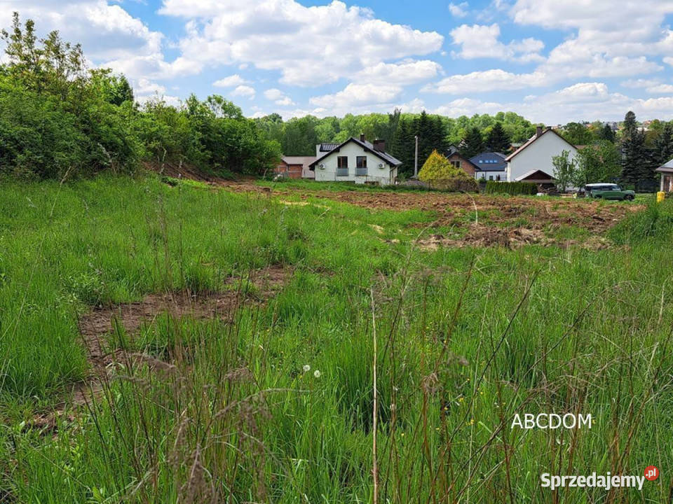 Dojazdów Działka Budowlna pow700 M2 760m2 sprzedam