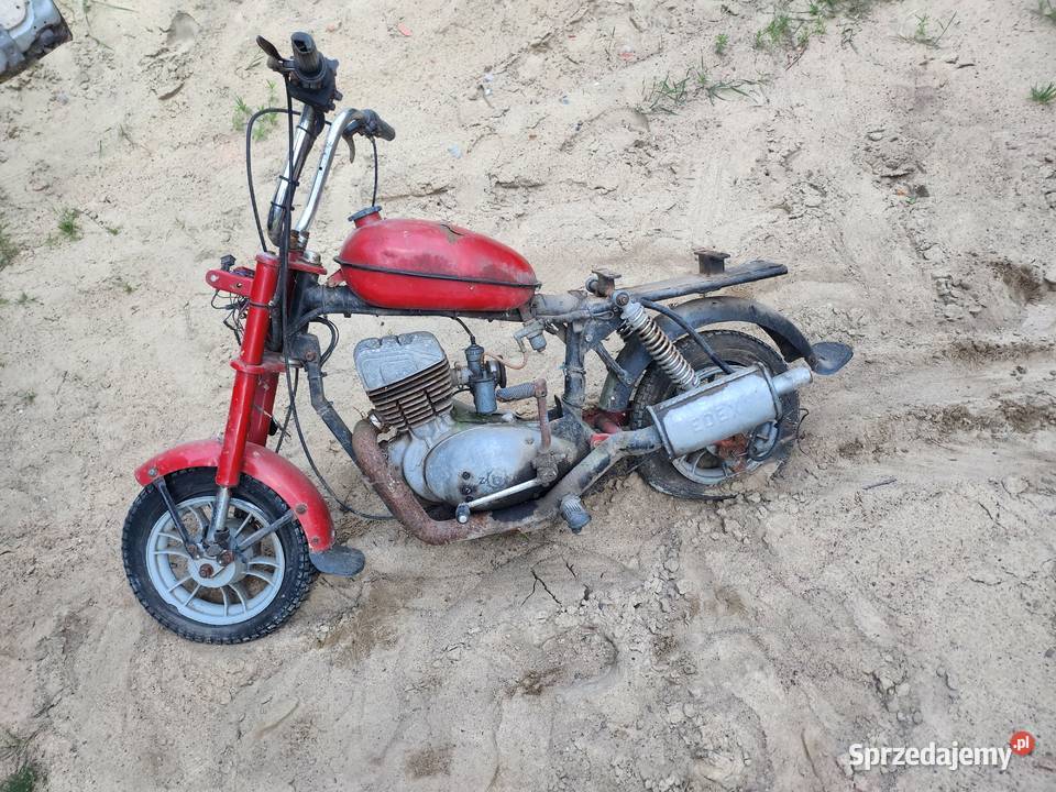 Motorynka z silni włeski Rok produkcji 1986 Romet Motoryzacja Wieruszów
