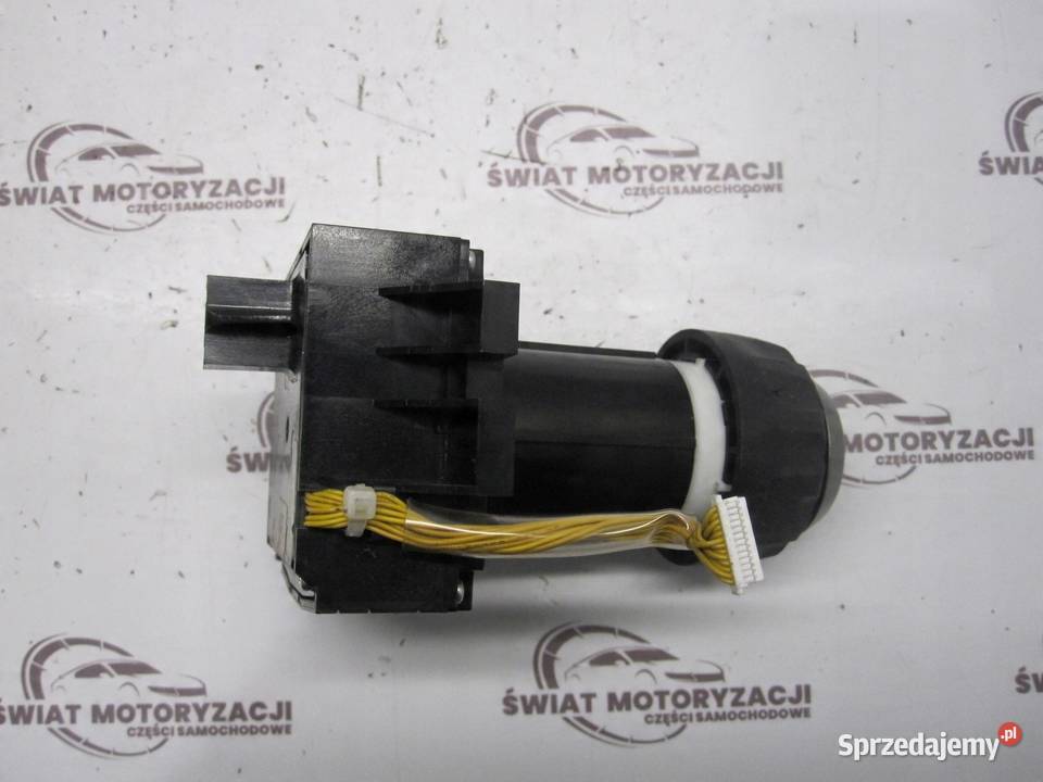 CIVIC VIII UFO 06r przycisk sterowania radiem