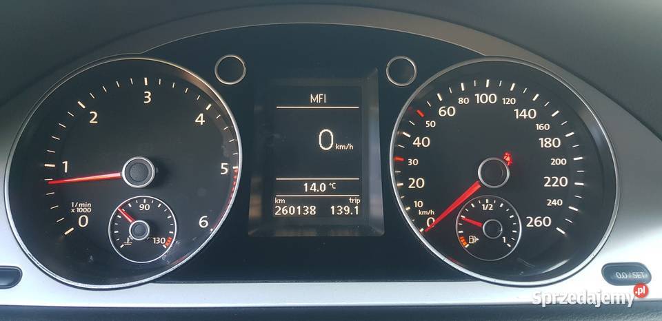 VW PASSAT B6 LIFT KOMBI 2000 TDICRKLIMA Głogów