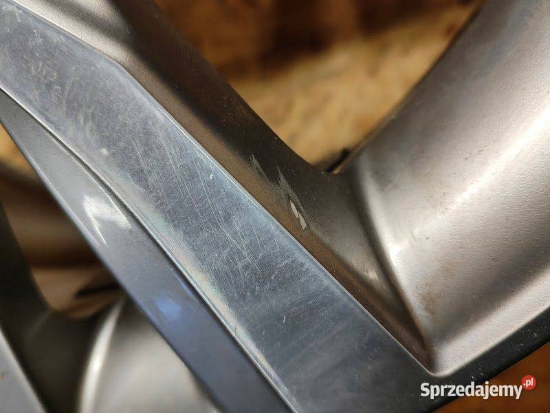 Felga Aluminiowa BMW 2 F45 F46 8J 18 ET57 5x112 aluminiowe Pleszew