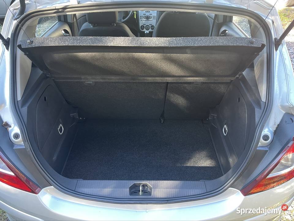 Opel Corsa 13 Benz 2013 5drzwi Zarejestrowana Jelenia Góra sprzedam