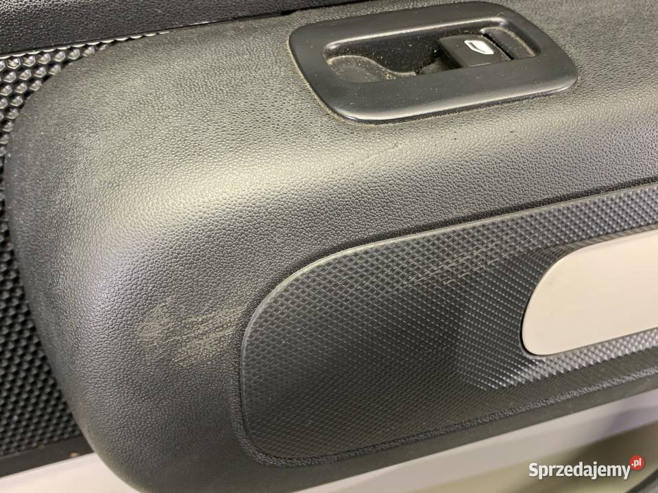 BOCZEK DRZWI PRAWY PRZÓD CITROEN C3 III