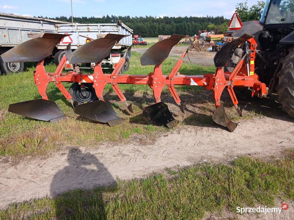 Pług obrotowy 4 skiby 3550 Gregoire Besson 4