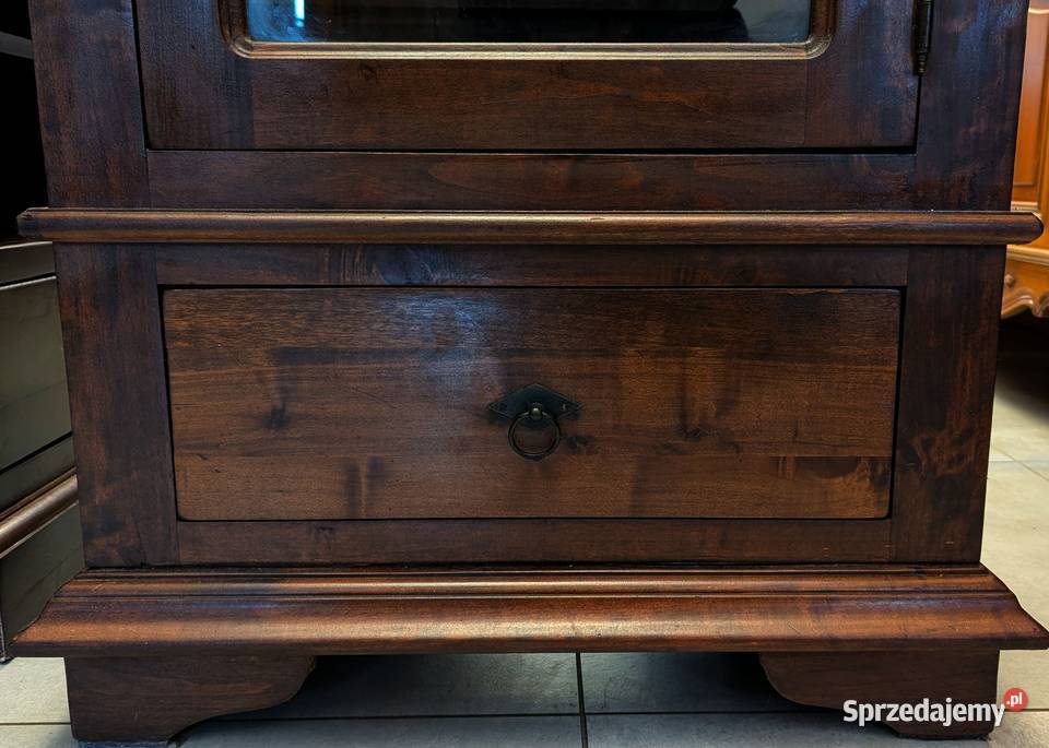 Nieduża witryna serwantka kolonialnasklep Dąbrowa Górnicza