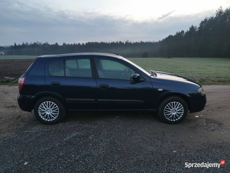 Nissan Almera 15 benzyna Rok produkcji 2006 sprzedam