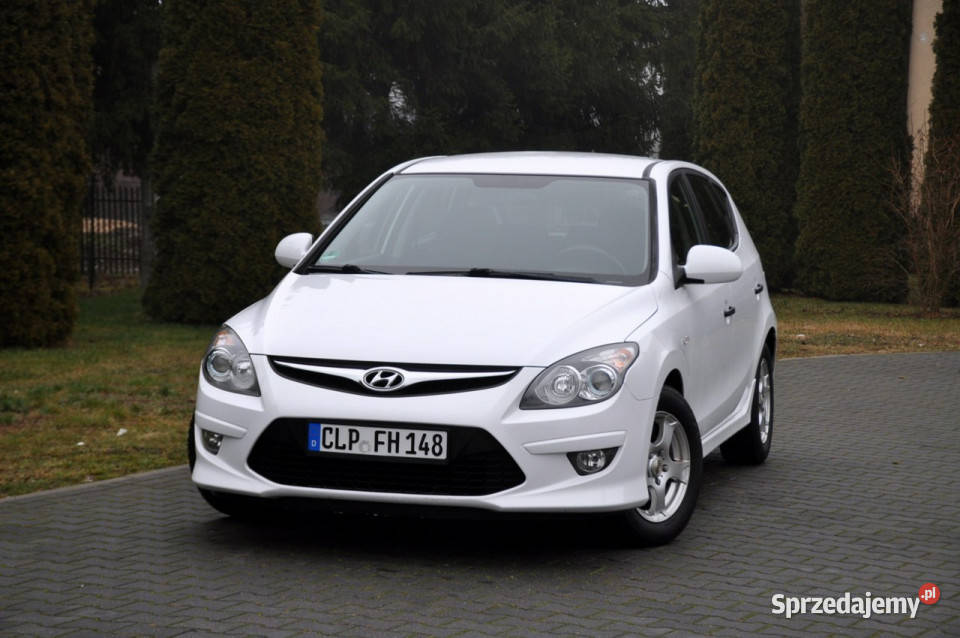 Hyundai i30 14i105LiftKlimatronikWekurI światła przeciwmgielne Ostrów Mazowiecka
