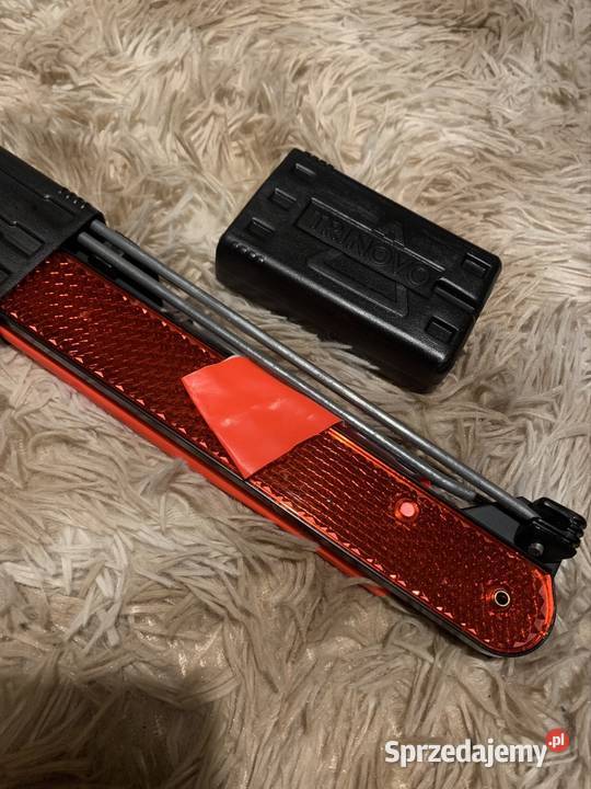 Oryginalny trójkąt ostrzegawczy Forda made on osobowe śląskie