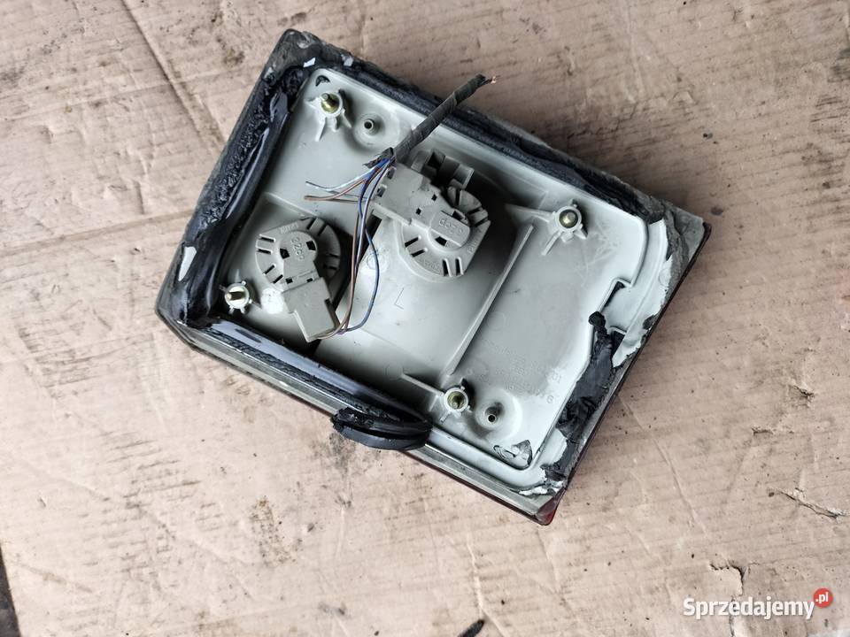 AUDI 80 B3 80B3 LAMPA TYŁ TYLNA LEWA Kamień-Kolonia