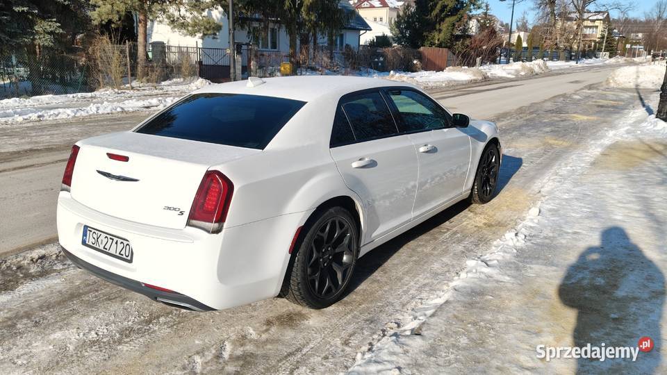 Chrysler 300s Rok produkcji 2015 Skarżysko-Kamienna sprzedam