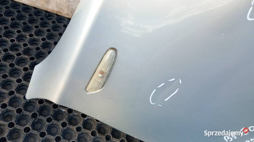 BMW E87 E81 E82 BŁOTNIK PRZÓD PRAWY 3547 Zbierkowo
