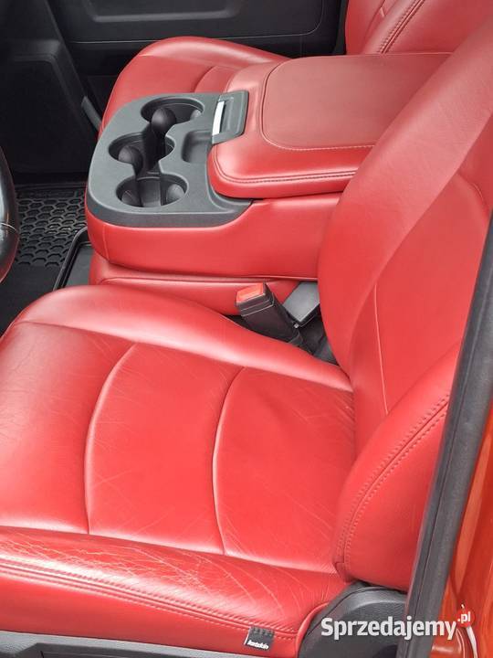 Dodge Ram CLASSIC 2020 4x4 CrewCab 57 HEMI 400 manualna Sierakowice
