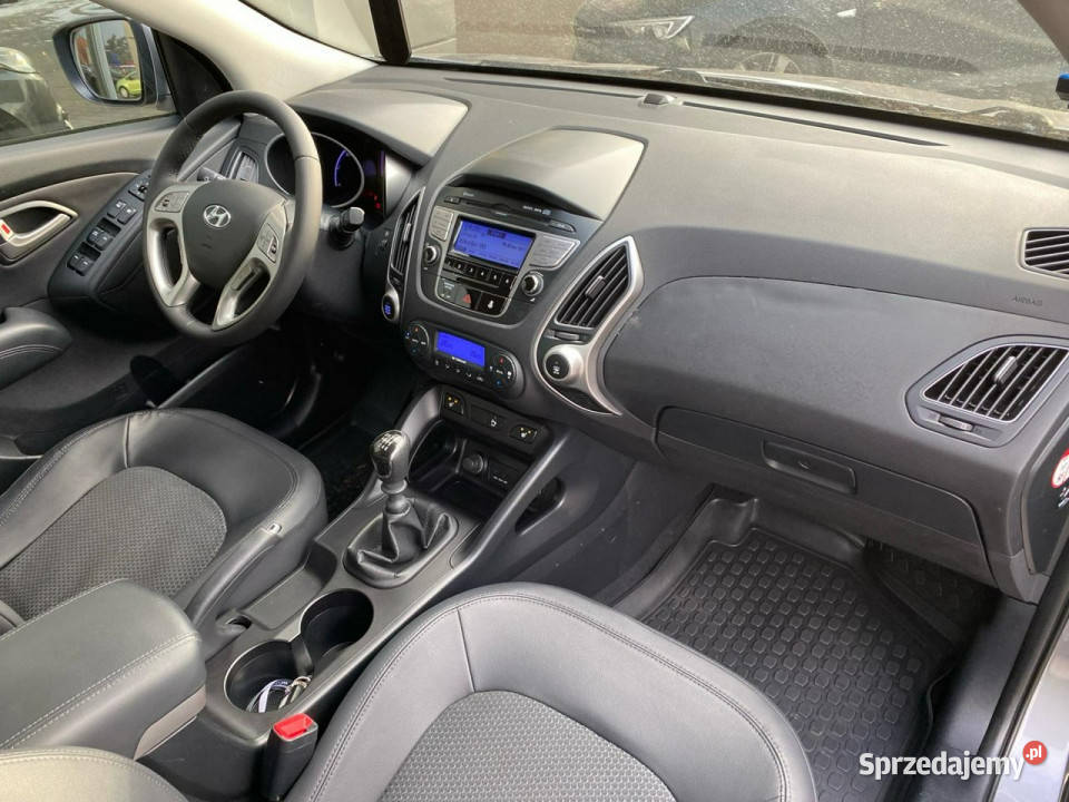 Hyundai ix35 4x4 hak klimatronic podgrz fot x4 relingi dachowe śląskie Żory sprzedam