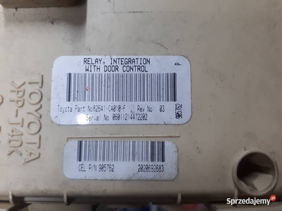 BSI Avensis T25 82641CA010F osobowe Skrzynki bezpieczników świętokrzyskie Sandomierz