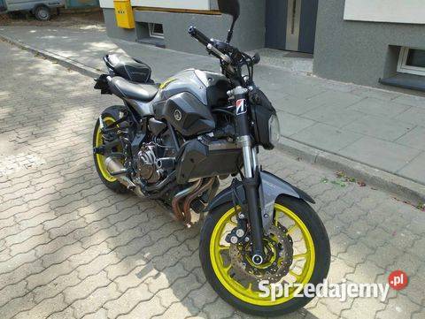 Mt 07 2017 A2 zablokowany nieuszkodzony Warszawa