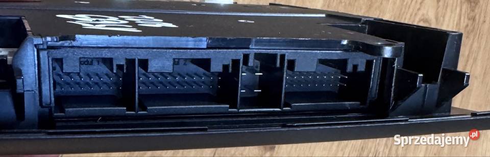 BMW E90 E91 E92 0412r CZARNA LAMPKA PODSUFITKI