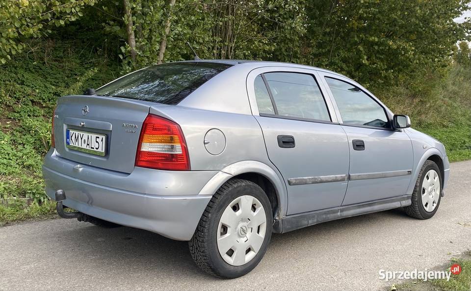 Opel Astra 16 16V 2000 benzyna hak klimatyzacja