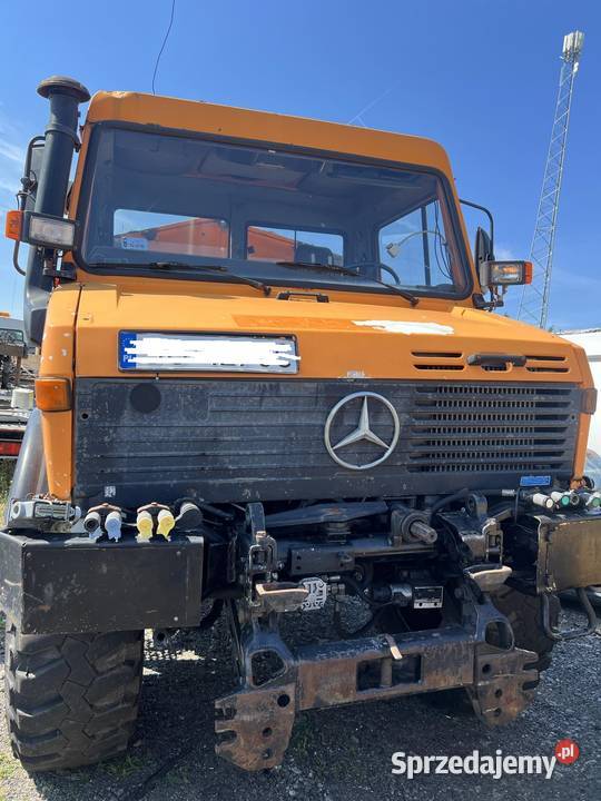 Kabina Mercedes Benz UNIMOG U 1600 Kościelec