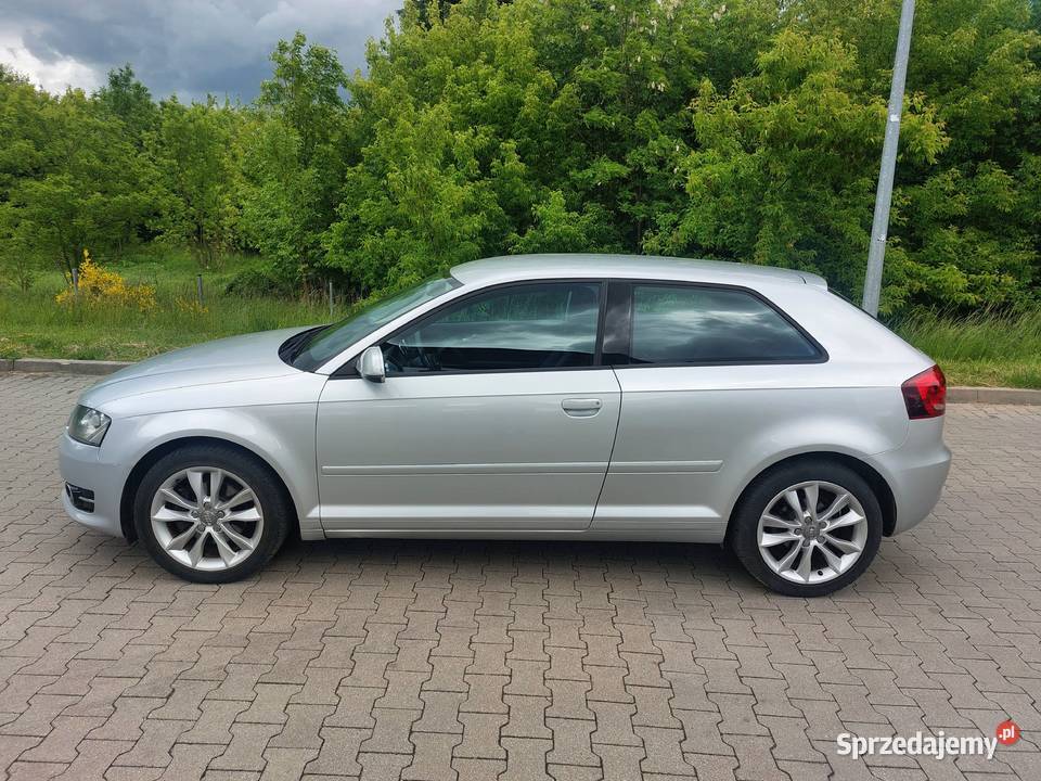 Piękne AUDI A314TFSI benzyna 125 CLIMA grzfotele tempomat Łódź sprzedam