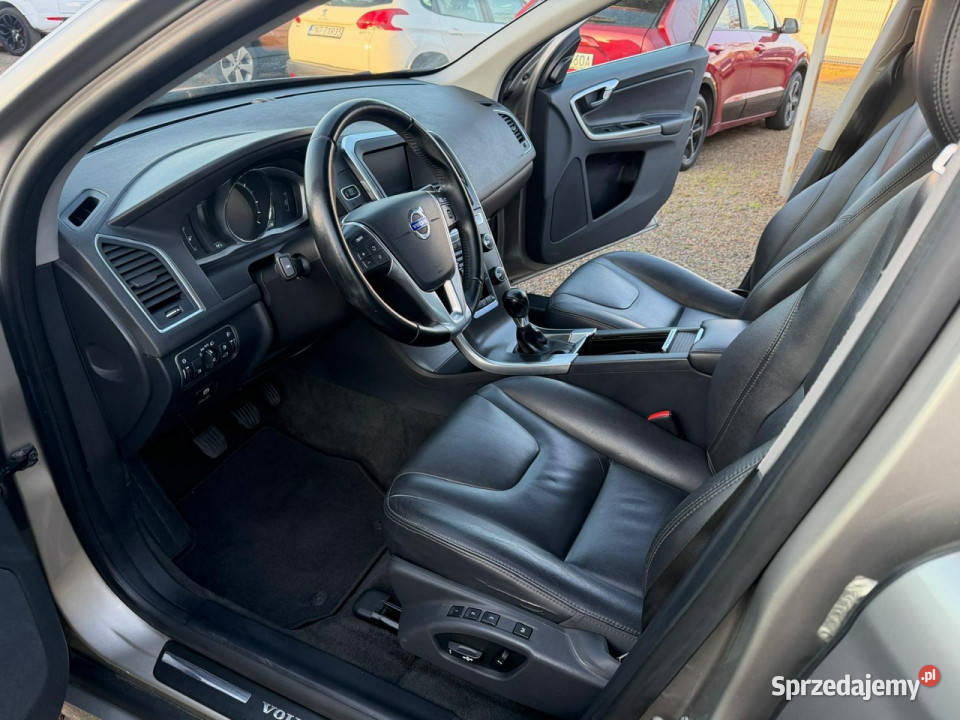 Volvo XC 60 navi klimatronic gwarancja I światła przeciwmgielne XC 60 wielkopolskie Zbąszyń