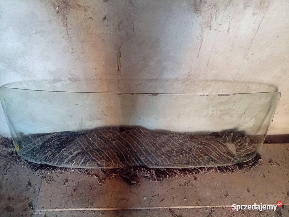 Szyba przednia Mercedes Unimog 1959 sprzedam