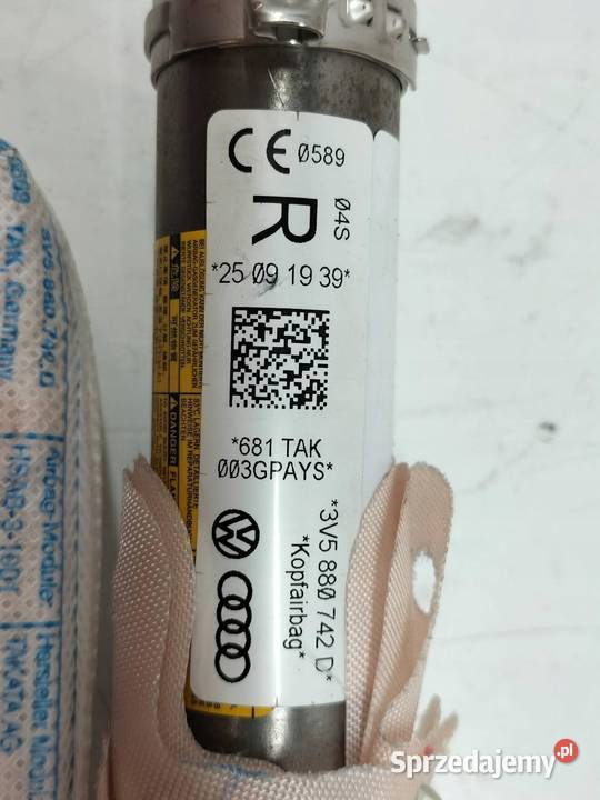 KURTYNA PRAWA PASAŻERA LIFTBACK 3V 3V5880742D