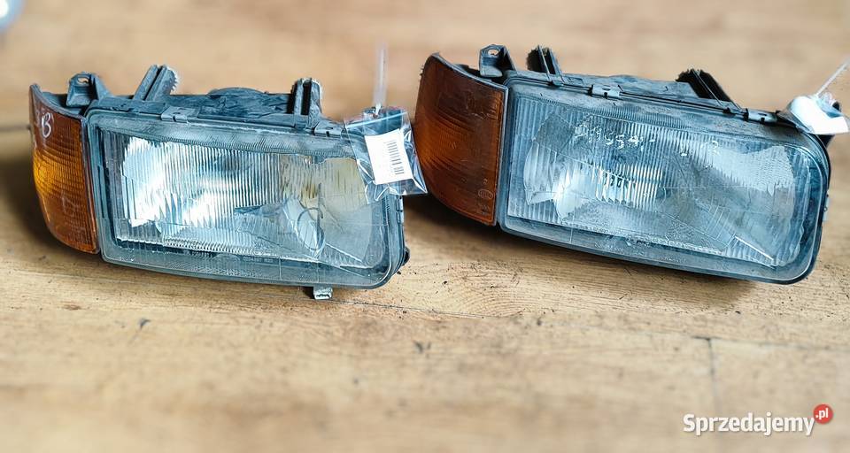 Volkswagen Passat B3 Lampy przód kpl Żywiec