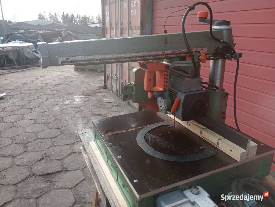 Piła radialna DeWalt