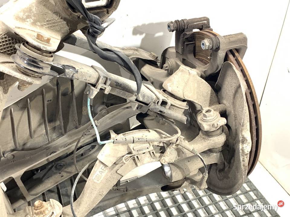 BELKA TYŁ BMW G30 SedanLimuzyna TYLNA