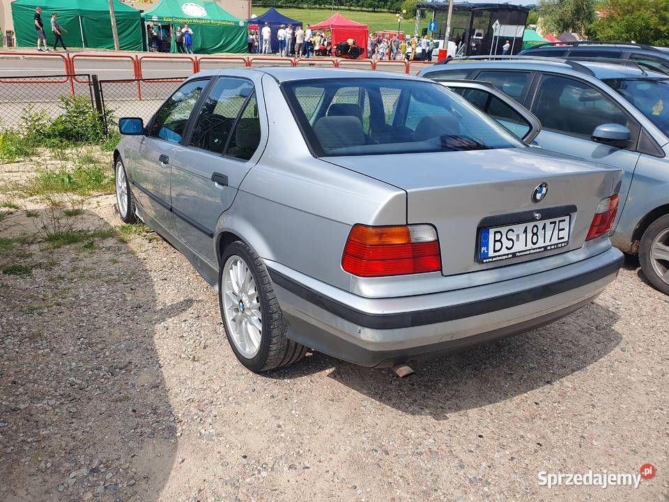 BMW E36 18 IS sedan seria zdrowa buda Suwałki