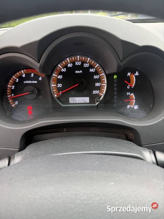 HILUX kupiony w Polsce Gądki