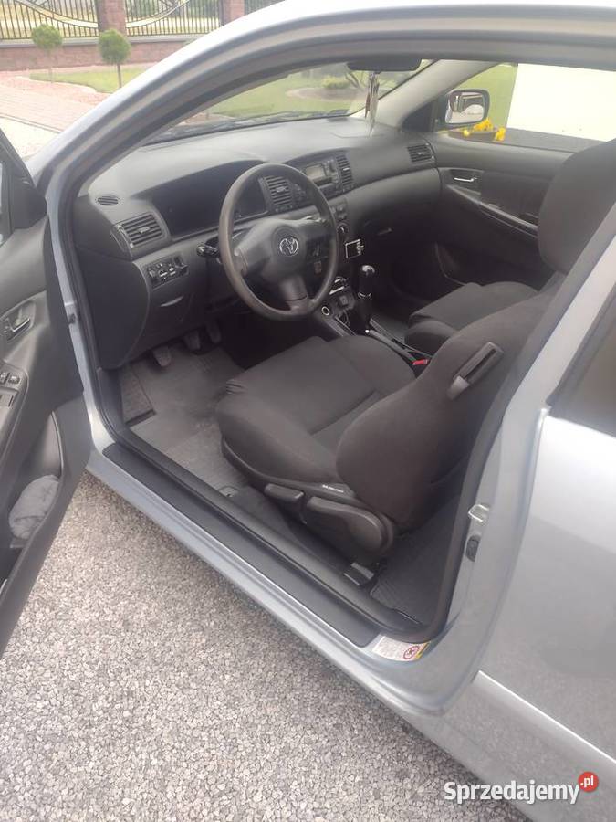 Toyota Corolla e12 210000km świętokrzyskie Włostów sprzedam